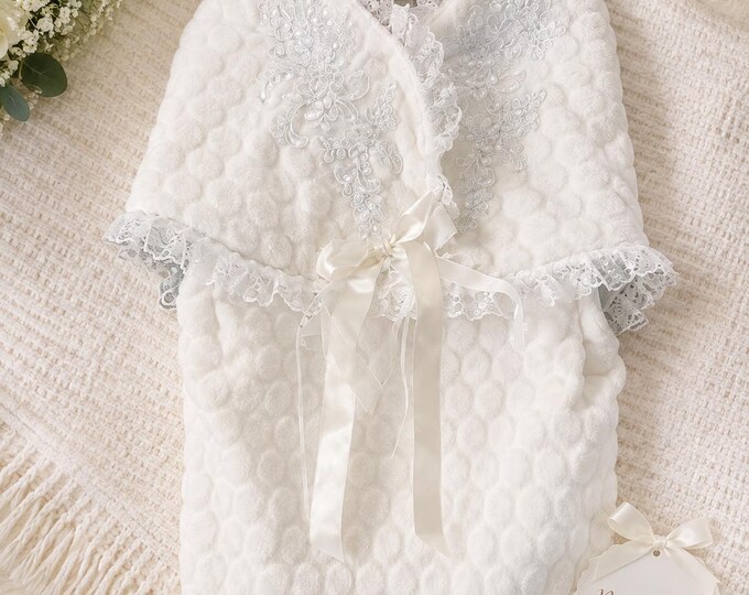 Baby snuggle blanket bag