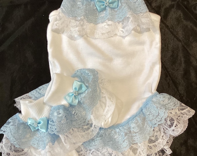 Spanish style frilly vest set