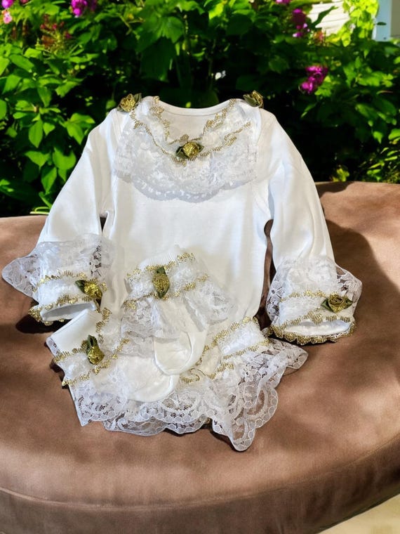 Spanish style frilly  vest set  0-3 months