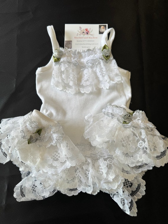 Spanish style  frilly vest set