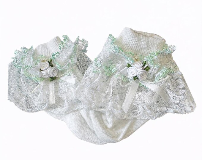 Frilly lace baby socks