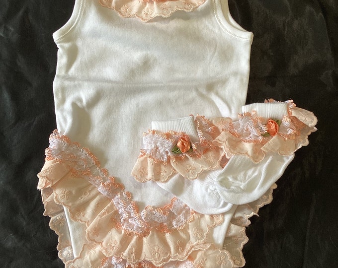Spanish style frilly vest set