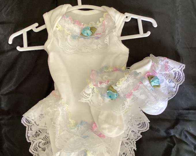 tiny baby frilly vest set