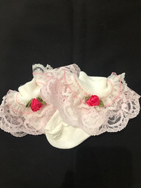 Spanish style frilly socks 0-2.5