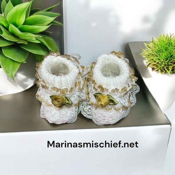 Frilly Newborn Booties: Decorative Baby Shoes