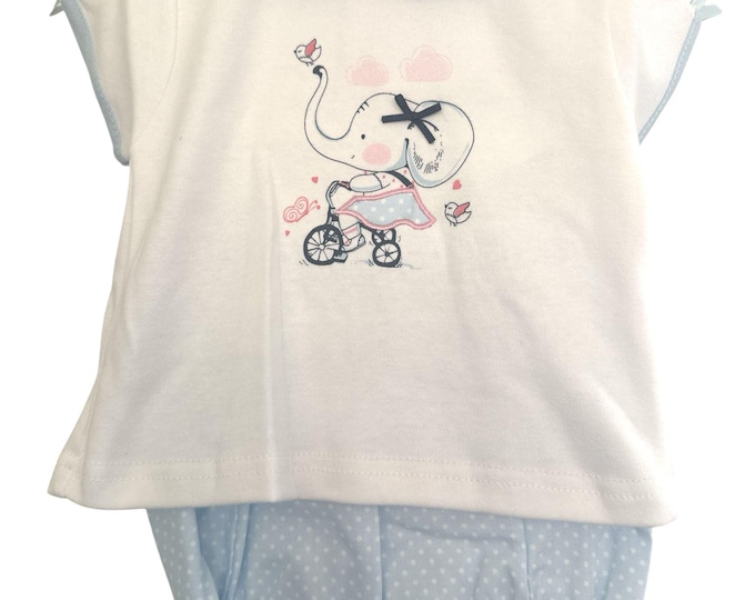 Boys t-shirt and shorts