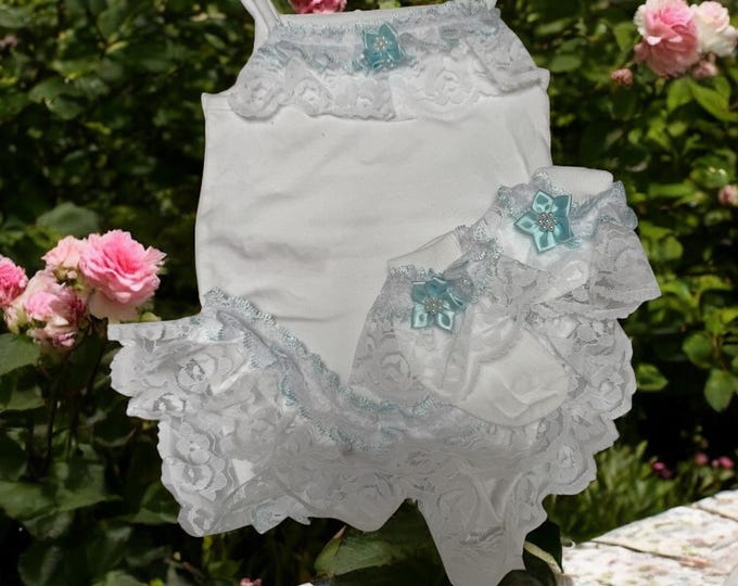 Spanish style frilly  vest set