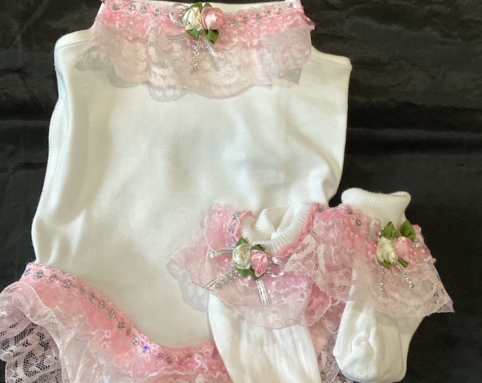 Spanish style  frilly vest set