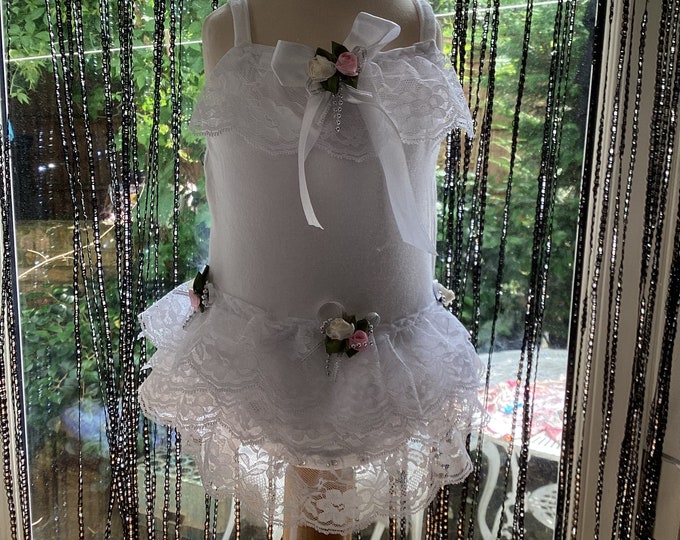 Spanish style frilly vest set 0-3 months