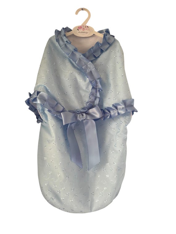 Baby snuggle blanket bag