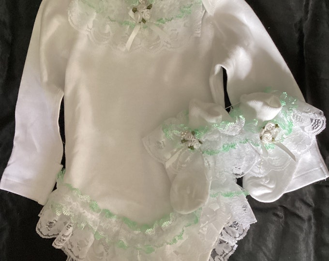 Spanish style frilly  vest set  3-6   months