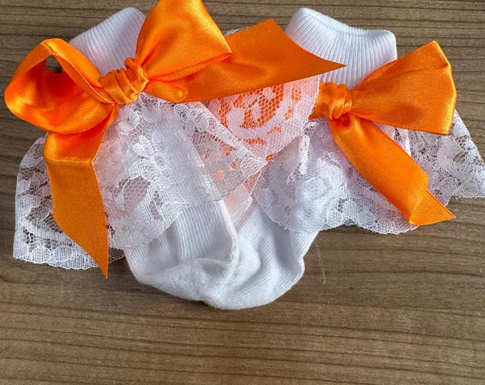 12 pairs Spanish style baby socks with lace and satin bows -uk Newborn 0-2.5 3-5.5