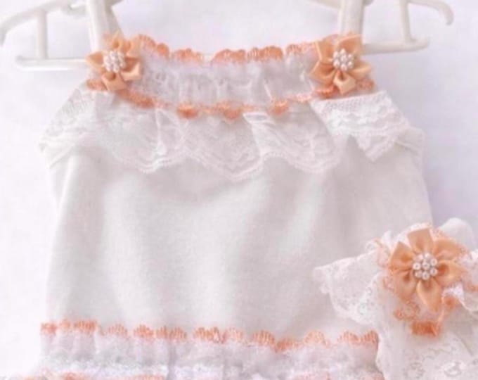 Spanish style extra frilly