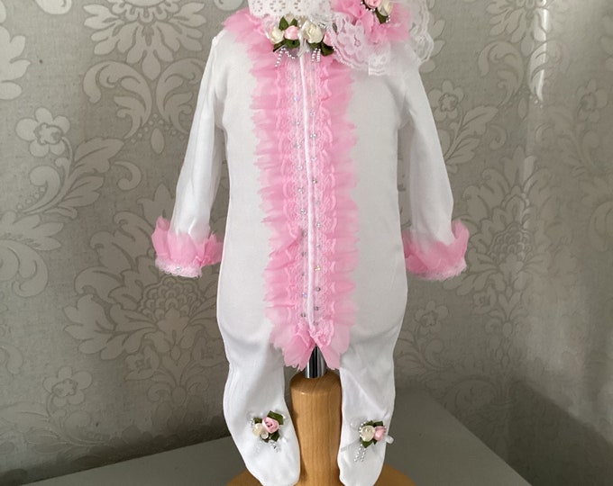 Handmade Spanish Style Baby Girl Romper | Luxury Knit All-in-One | Pink & White Floral Detail | Newborn to Infant Outfit