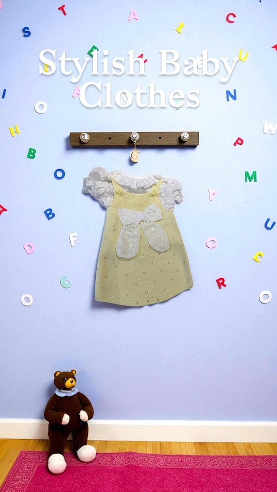 lemon and white outfit