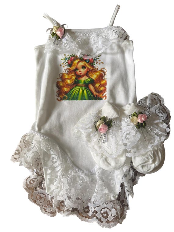 Spanish style frilly vest set