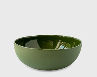 Green Biscuit Porcelain Salad Bowl: Handmade Ceramic Serving Bowl (D8.7" x H3.1")