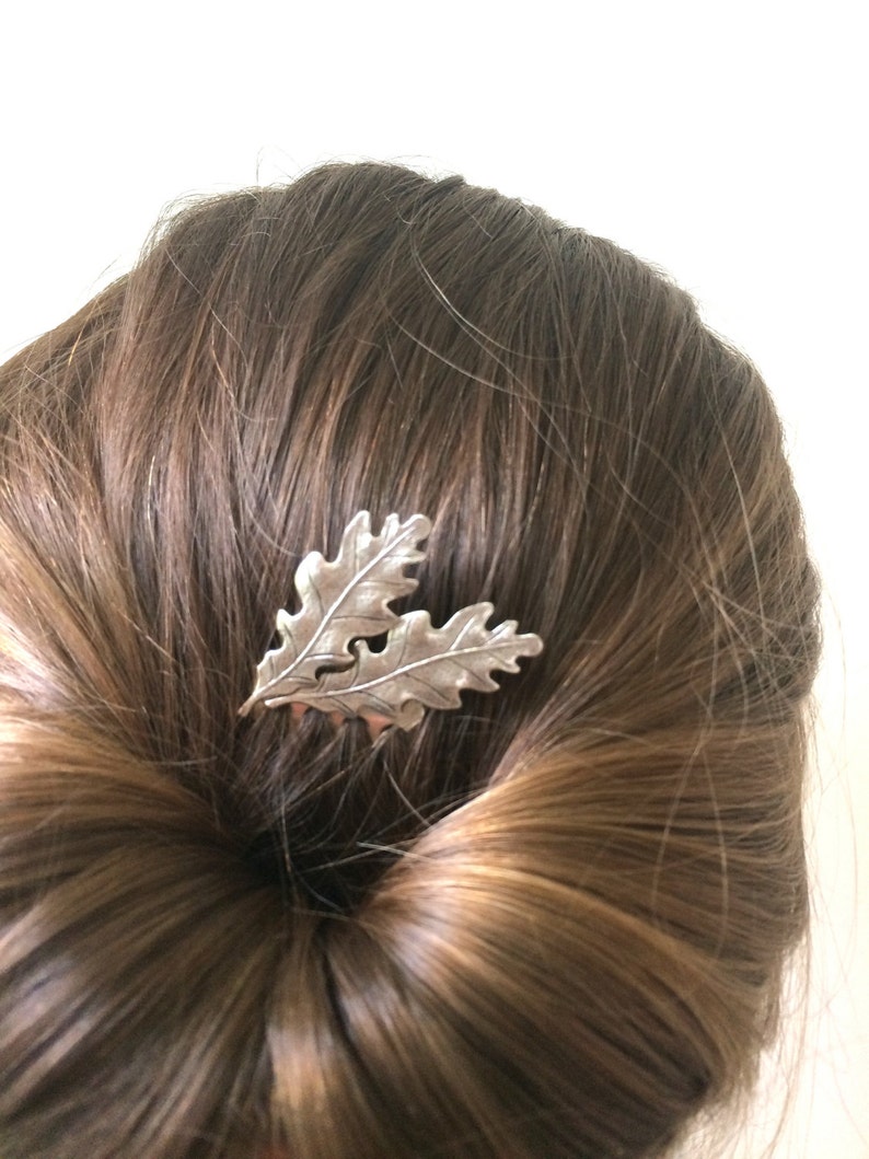 Double Oak Leaf Hair Comb Silver Plated Oak Leaf Bridal Hair Accessory Woodland Wedding Oak Leaf Small Oak Leaf bridal Jewelry