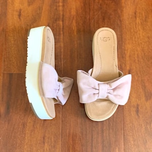Ugg slides with bow new arrivals
