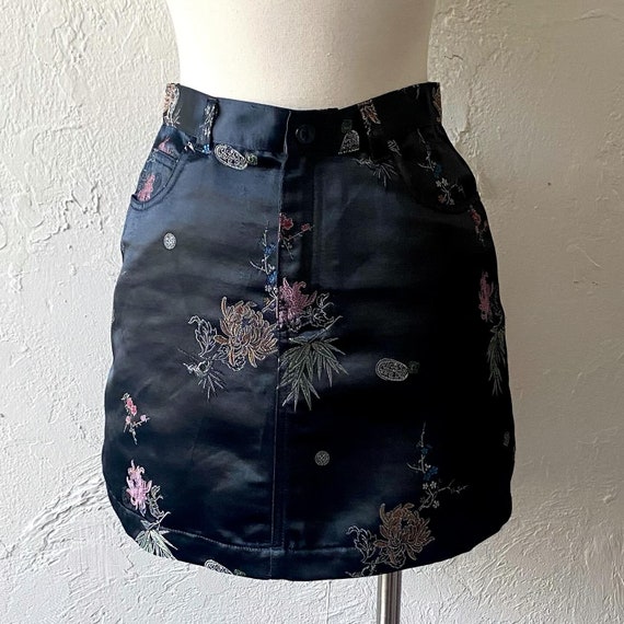 90s Gap floral mini skirt - image 2
