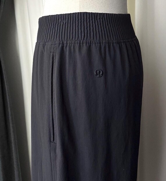 Lululemon slits pants View 3