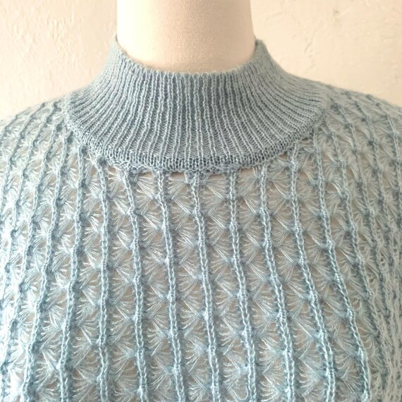 Vtg 80s mohair hand knit lt blue sweater Free size - image 2