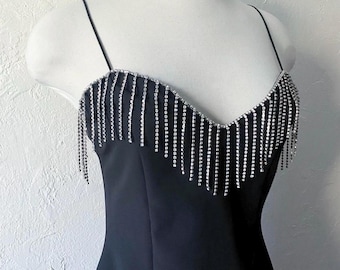 minivestido con flecos de pedrería de Zara