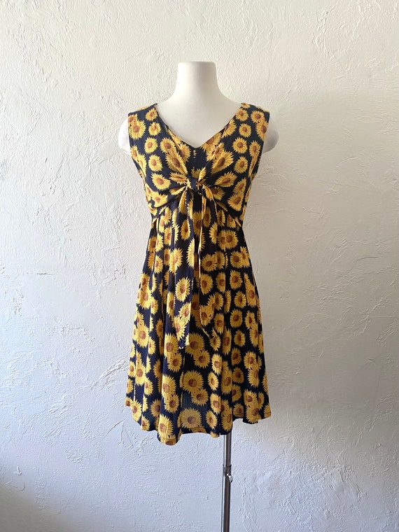 Vtg Sunflower print rayon mini dress - image 7