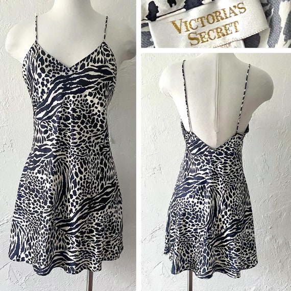 Vtg Victoria’s Secret silk slip dress