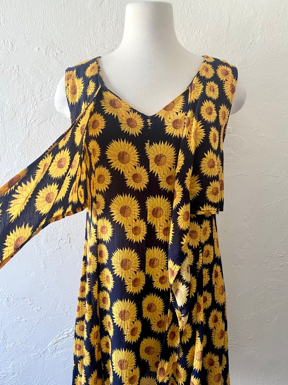 Vtg Sunflower print rayon mini dress - image 3