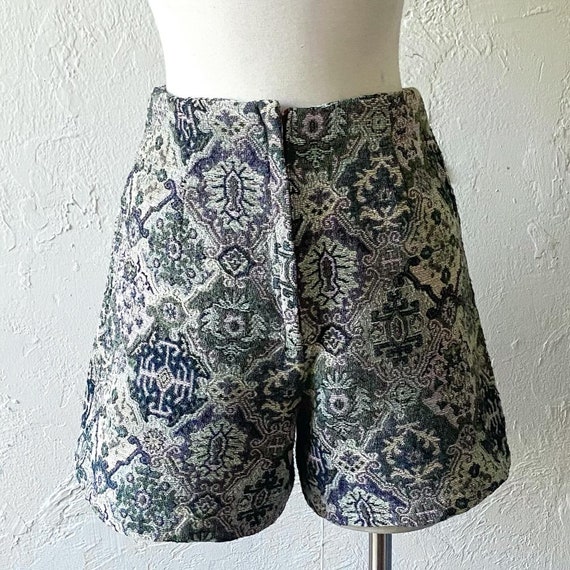 Vtg 60s high waist tapestry shorts