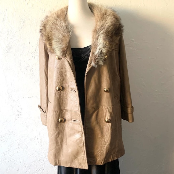 Amazing 1960s / 70s leather and fox coat ~ medium - image 1