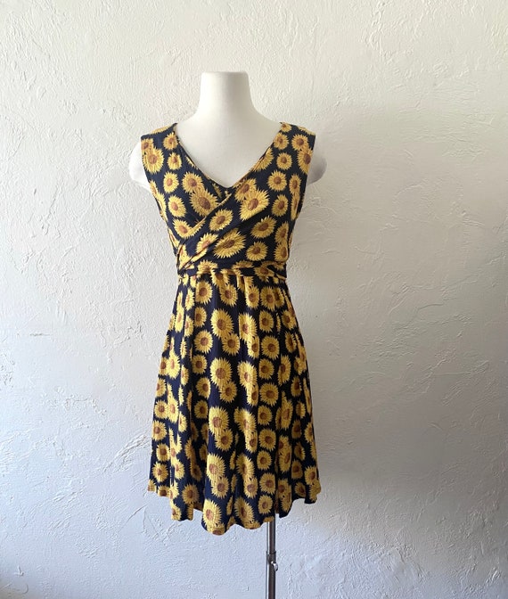 Vtg Sunflower print rayon mini dress - image 5