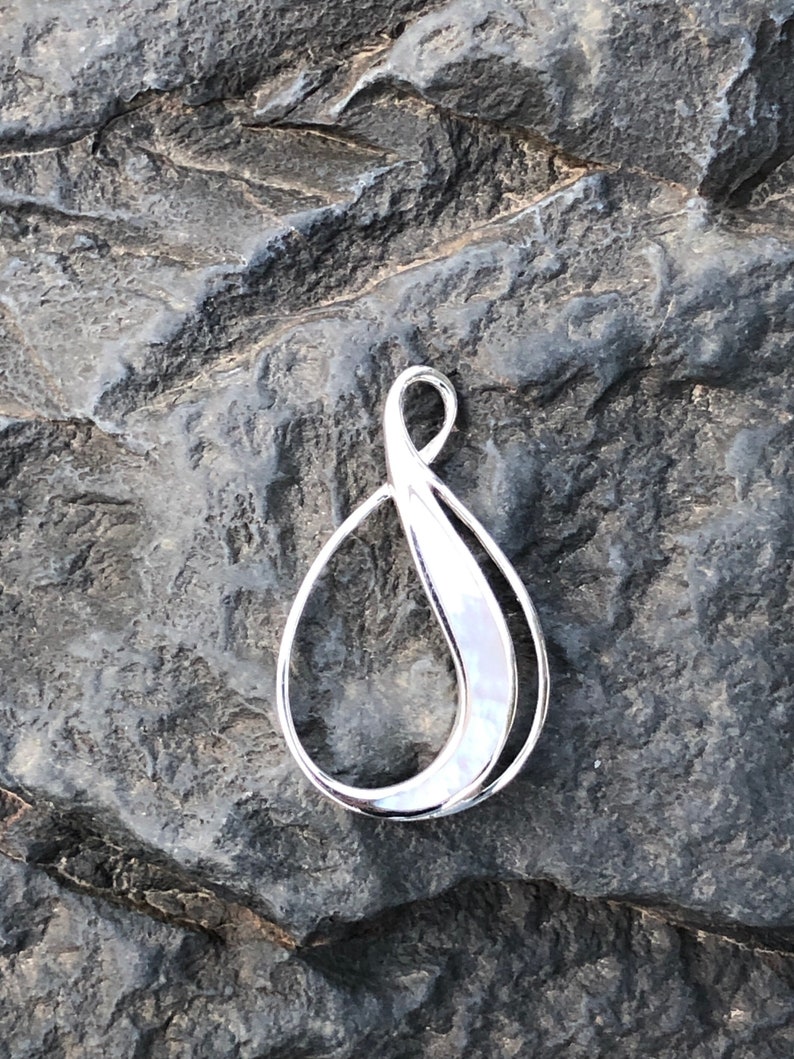Abalone /& Sterling Silver Infinity Pendant.