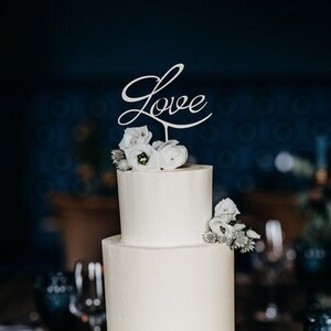 Love Wedding Cake Topper: Rustic wedding Decoration
