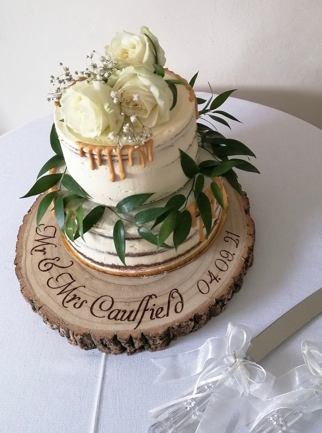 Personalised Wooden Log Slice Cake Stand: Rustic Wedding Decor - Etsy