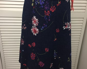 Denim Blumen Siebdruck Rock made in Hawaii Go w alles, leicht zu tragen und zu reisen Sommer Gewicht Jeansrock w Lachs Kordel 32-Zoll-Taille