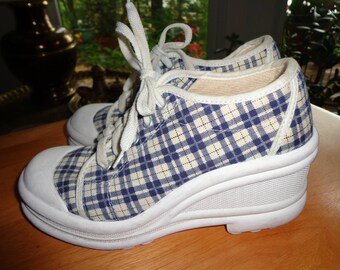 platform tennis sneakers