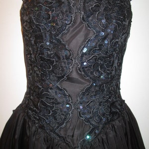 Gunne Sax vintage short black taffeta and rhinestone short strapless PROM dress with removable back bow and crinoline underskirt Size 7