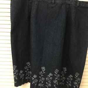 Jupe mi-longue droite Liz Claiborne femme 16W med délavé
