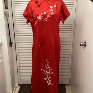 Hot red Cheongsam dress with gray embroidered flowers and wide lower side slits. Tailored in a small Chinese shop and appears never worn szL