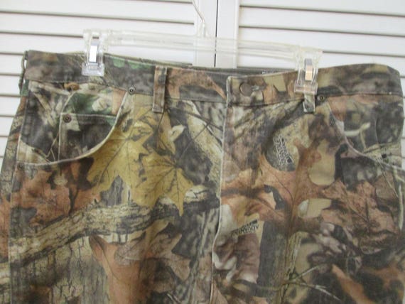 wrangler rugged wear camo jeans