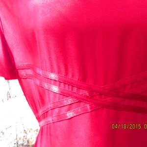 John Roberts Generous Size 10 Beautiful Red Midi Dress. Excellent vintage. Acetate and Rayon. Barely if ever worn. Shoulder pads.