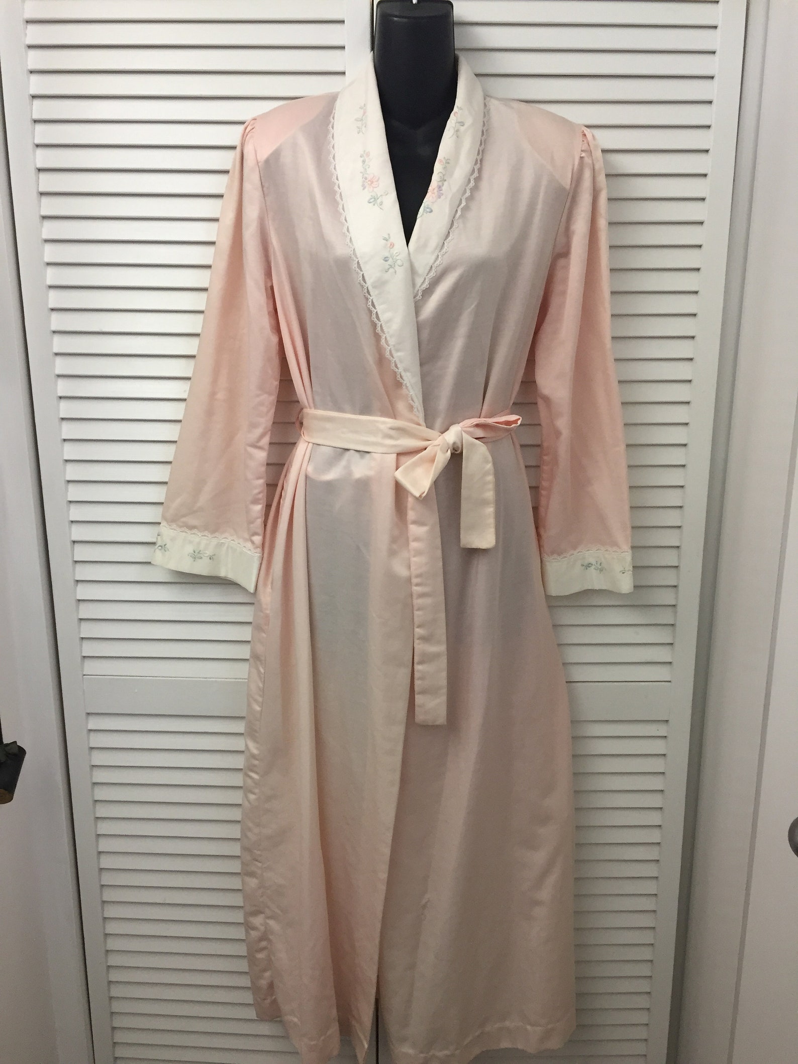 robe self tie long pink robe w poufy sleeves Light Etsy