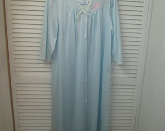 Vintage Lorraine made in USA short sleeve long gown w 3/4 sleeve long covered button baby blue robe Baby blue w white buttons and pink rose