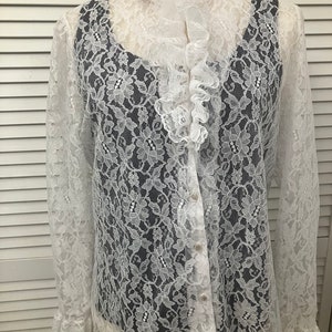 Vintage white lace ruffled collar overblouse Perfect top for evening wear Retro boho mod pearl button ruffled lace cuffs collar poet style L