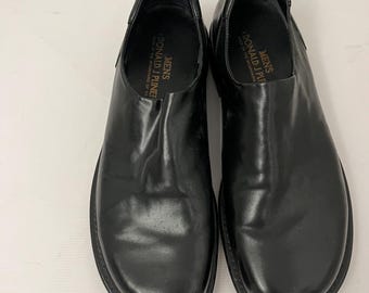 Donald J Pliner Estro Shoes Loafers Size 8.5 Black Slip on  display picture 2