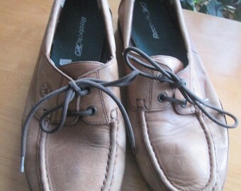 Vintage Mephisto of France walking boating medium brown leather shoes. Size 9 French walking shoes. Soft leather preppy boater style shoes