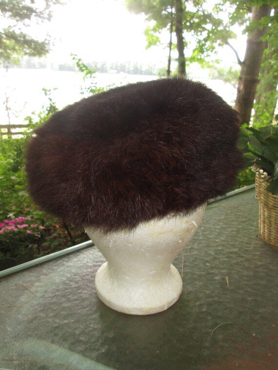 Vintage Made in the USA Fur Workers Label Dark Brown Rabbit  display picture 2