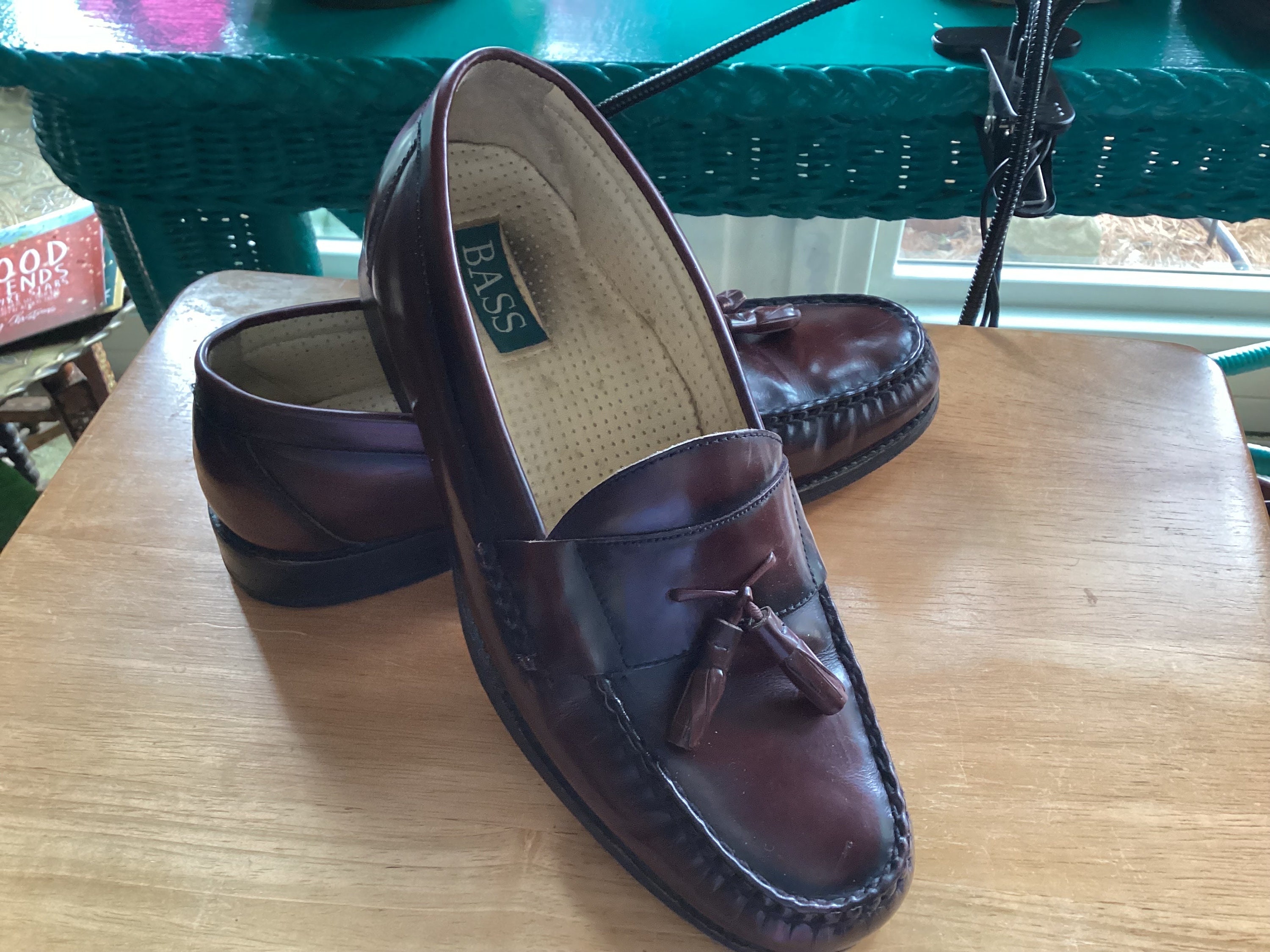 CLASSIC! Men\'s GH BASS & Co. WEEJUNS Cordovan Leather TASSEL Loafers SHOES 9.5 Bass Cordovan Brown Leather Tasseled Slip on Loafers Men main image 2